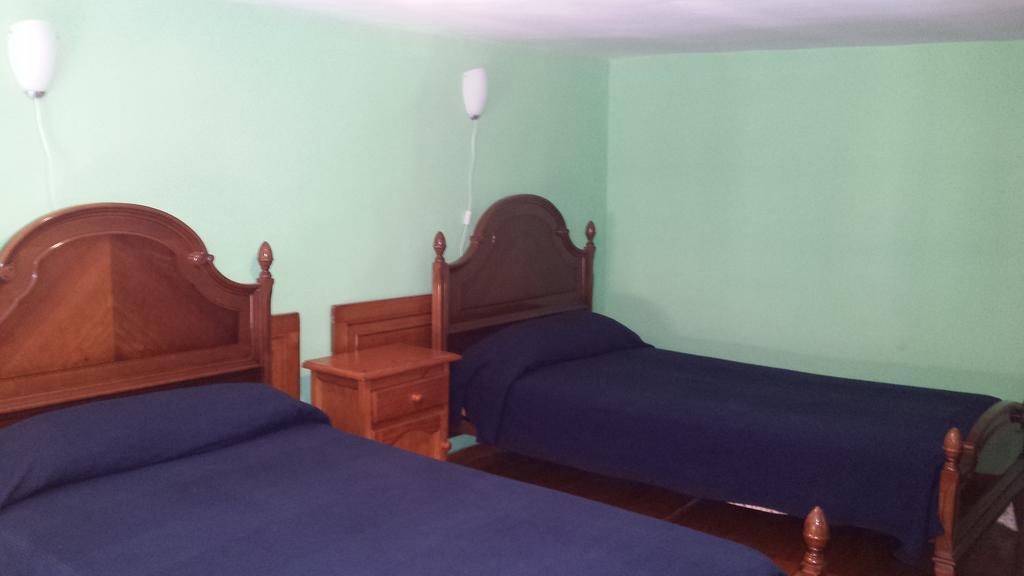 Hostal Rico Madrid Luaran gambar