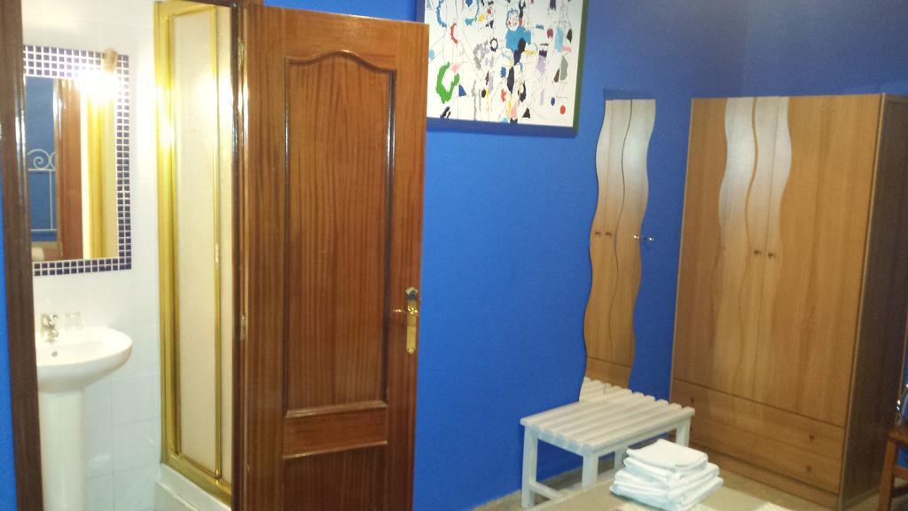 Hostal Rico Madrid Luaran gambar