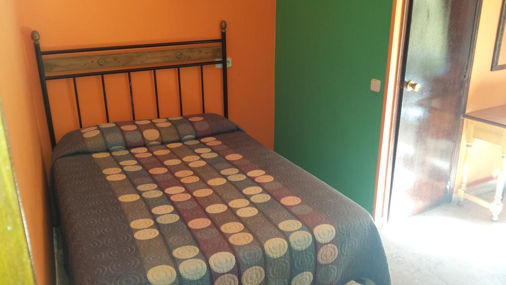 Hostal Rico Madrid Luaran gambar