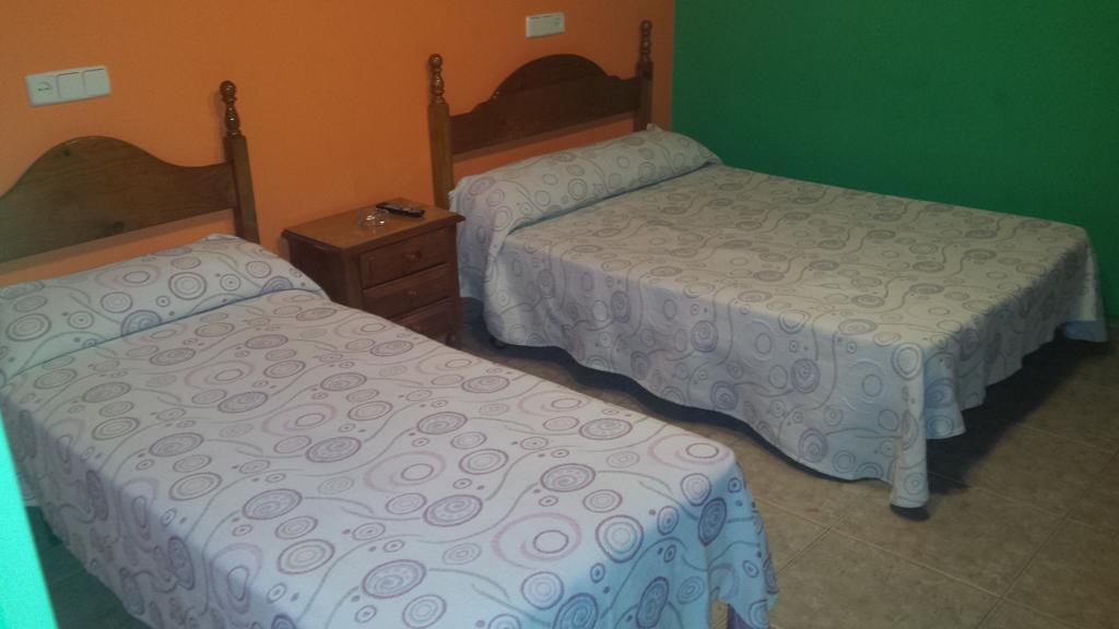 Hostal Rico Madrid Luaran gambar